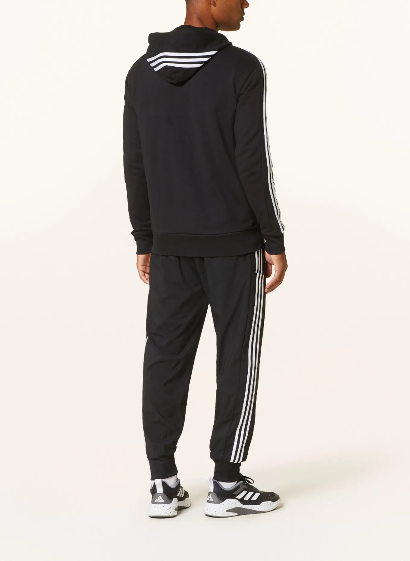 adidas ESSENTIALS sweatshirt, black