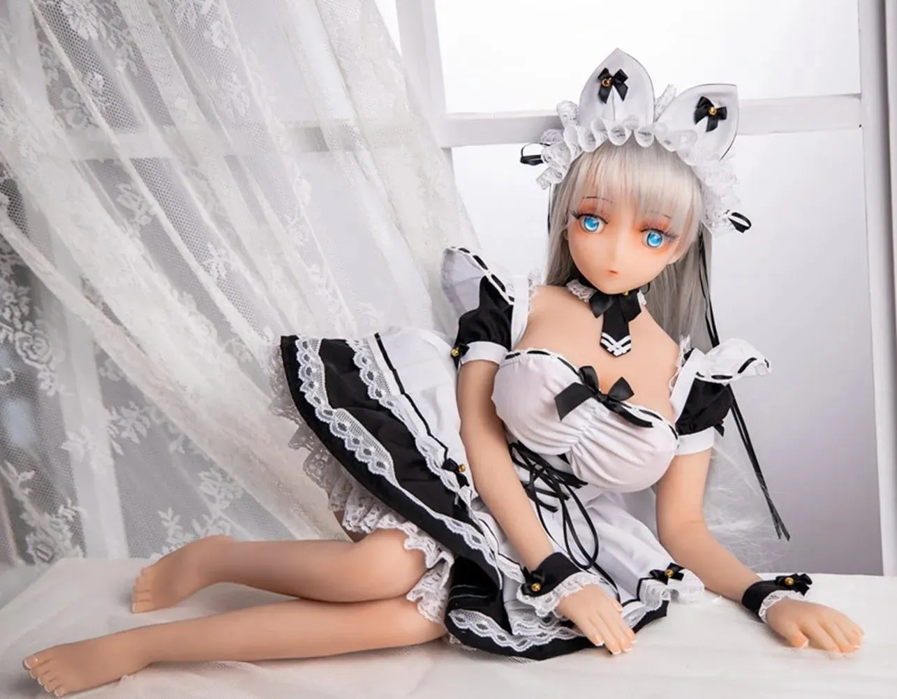 Mini Realistic 65cm Sex Doll, White Hair Petite Anime Maid Sex Doll Gwendoline