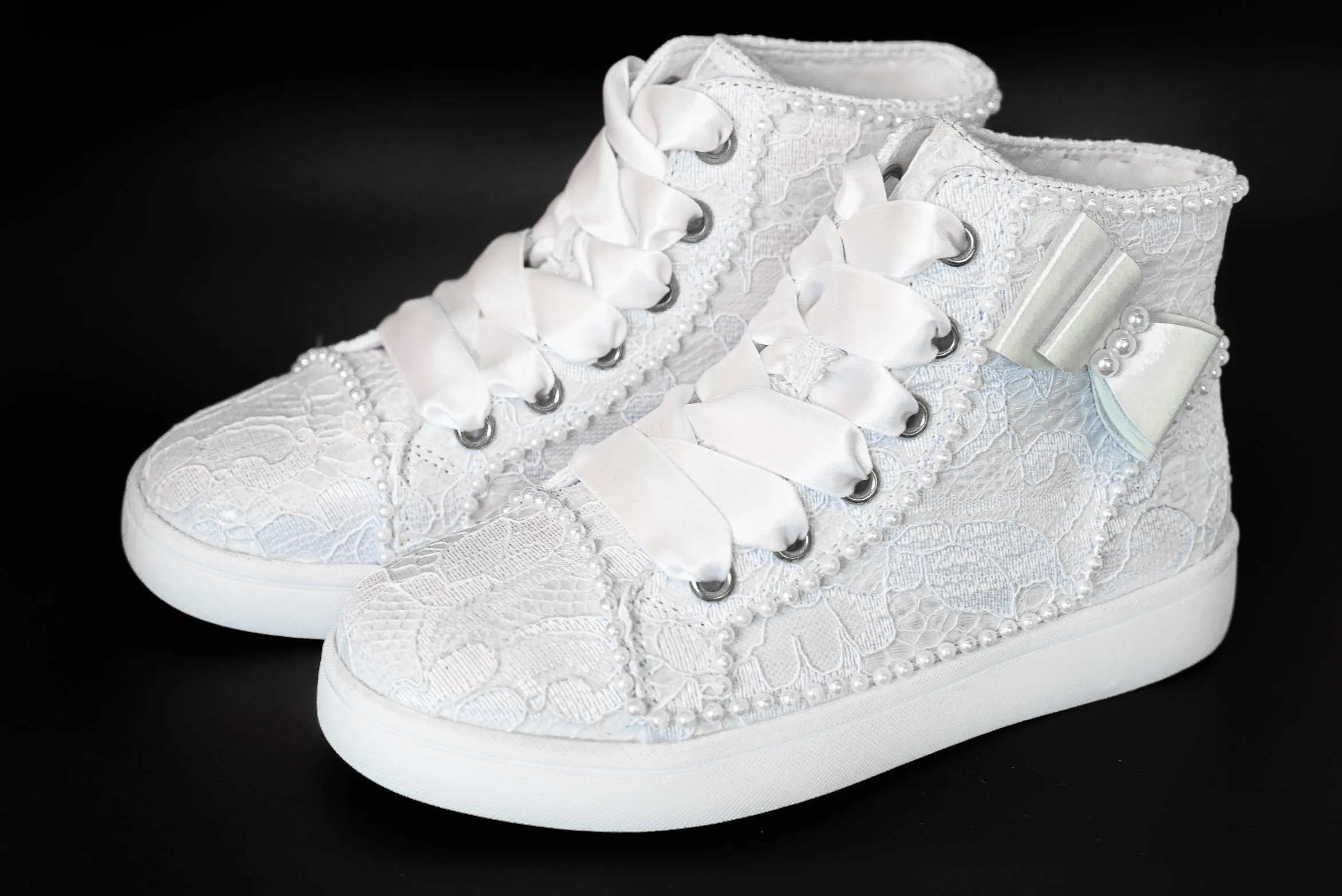 Raya Hi Top Sneakers